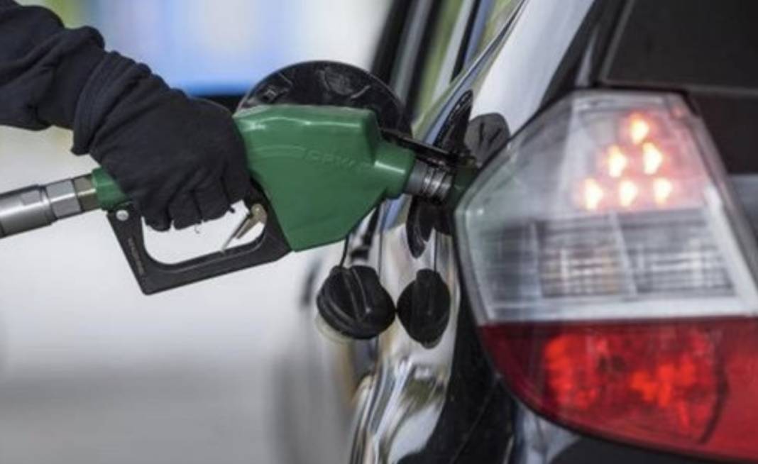 5 soruda akaryakıt fiyatları: Petrol düşüyor benzin niye düşmüyor? 2